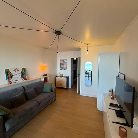 Apartment Appt Renove - 4 Personnes - Vue - Parking - Rive Droite